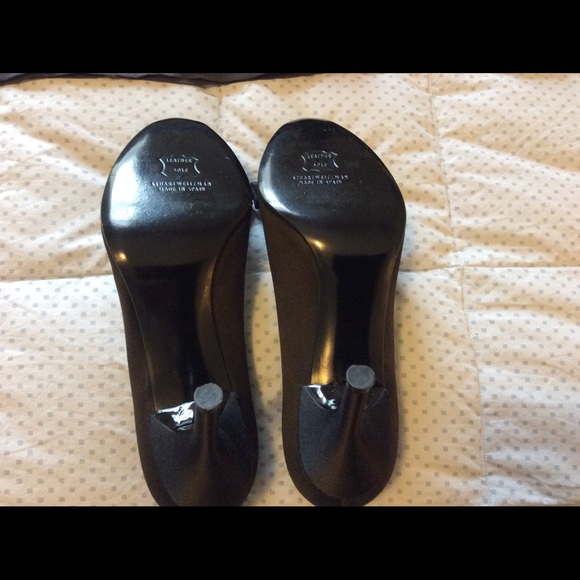Stuart Weiztman Pumps - Picture 6 of 6